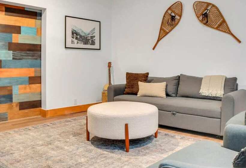 Mountain Cabin, Close To Slopes, 4br And 3ba, Hottub