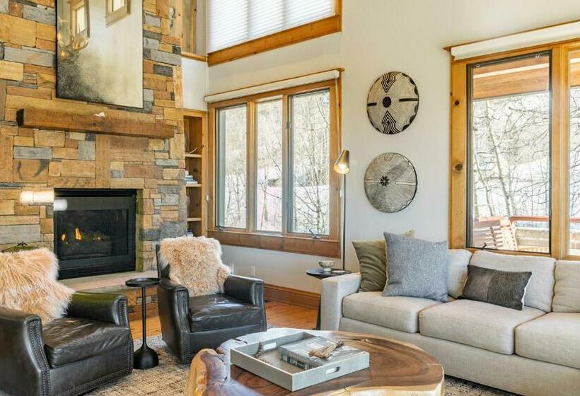 Telemark A By Avantstay Ski In Ski Out At The Heart Of Mountain Village W Hot Tub