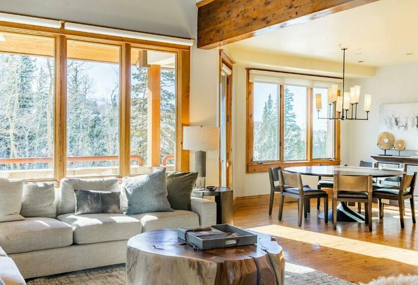 Telemark A By Avantstay Ski In Ski Out At The Heart Of Mountain Village W Hot Tub