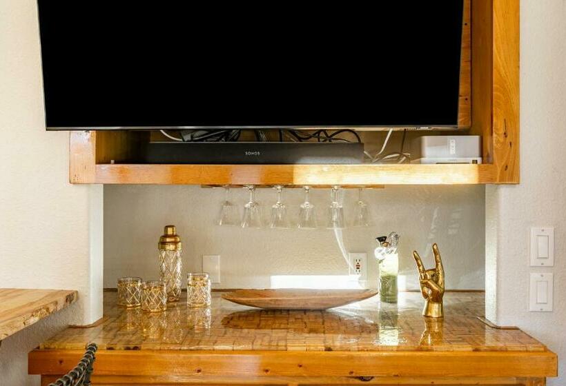 Telemark A By Avantstay Ski In Ski Out At The Heart Of Mountain Village W Hot Tub