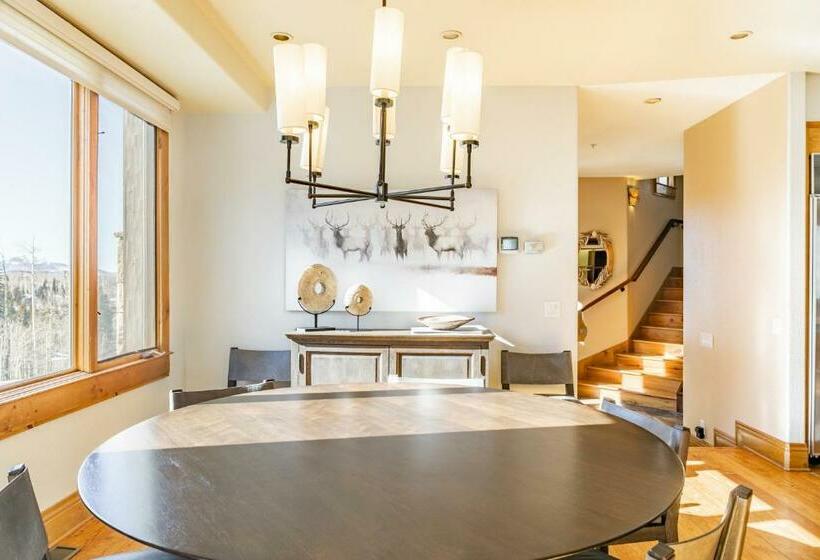 Telemark A By Avantstay Ski In Ski Out At The Heart Of Mountain Village W Hot Tub