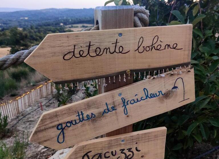 ベッドアンドブレックファースト Chambre D Hôtes Et Puis Voilà!