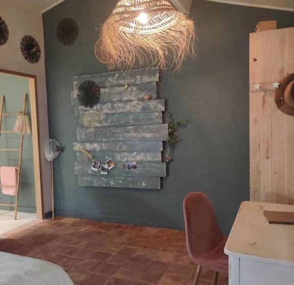 ベッドアンドブレックファースト Chambre D Hôtes Et Puis Voilà!