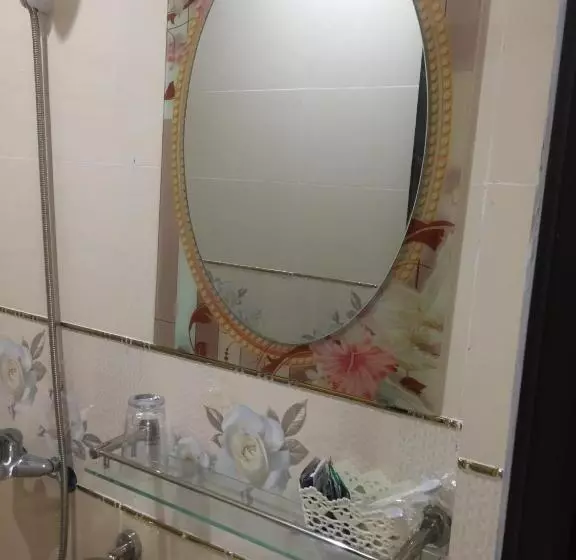 تختخواب و صبحانه Ht Homestay Cat Ba