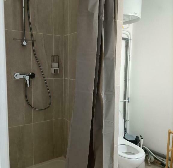 ベッドアンドブレックファースト La Grimodière Chambre En Rez De Chaussée