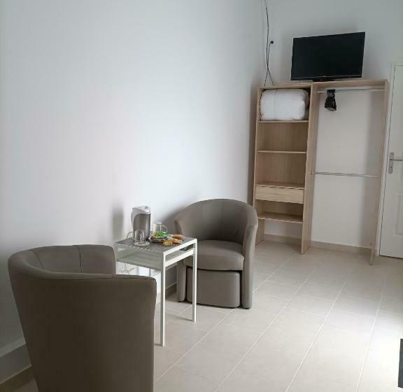 ベッドアンドブレックファースト La Grimodière Chambre En Rez De Chaussée