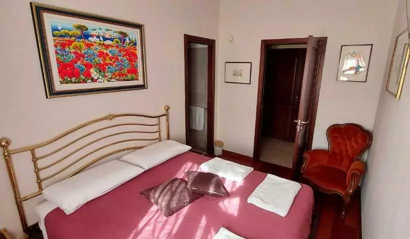 Aamiaismajoitus (B&B) Villa Aldo E Lalla