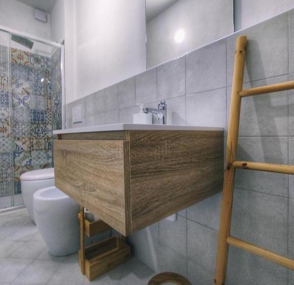 ホテル La Tomatica In Commedia