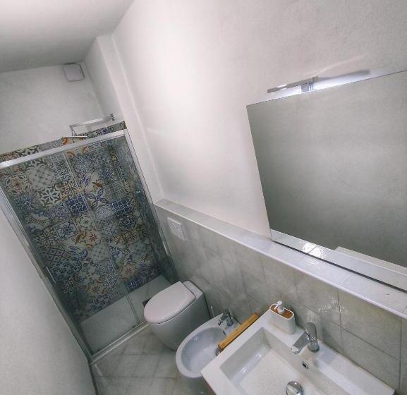 ホテル La Tomatica In Commedia