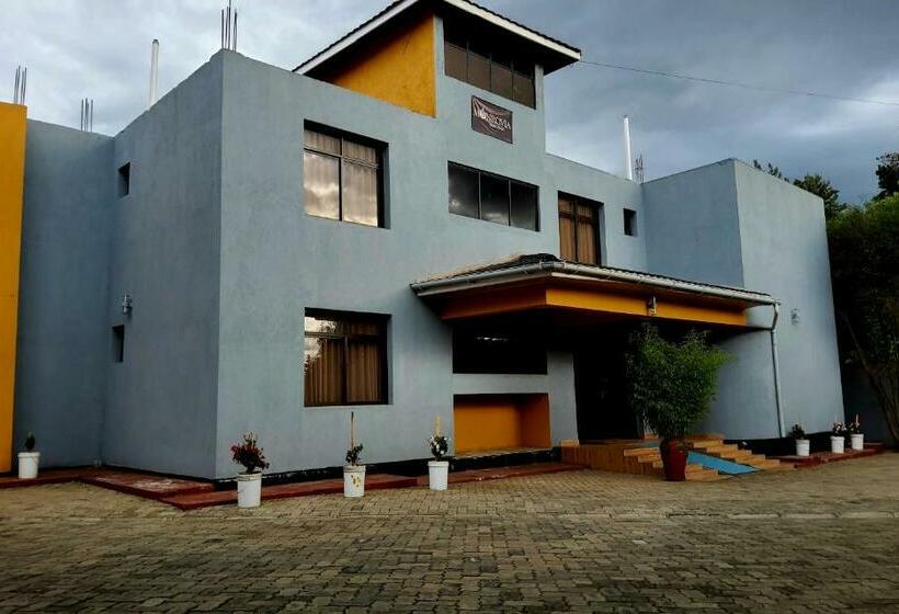 پانسیون Monrovia Guesthouse