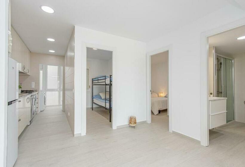 Apartamento Frente Al Mar Roses