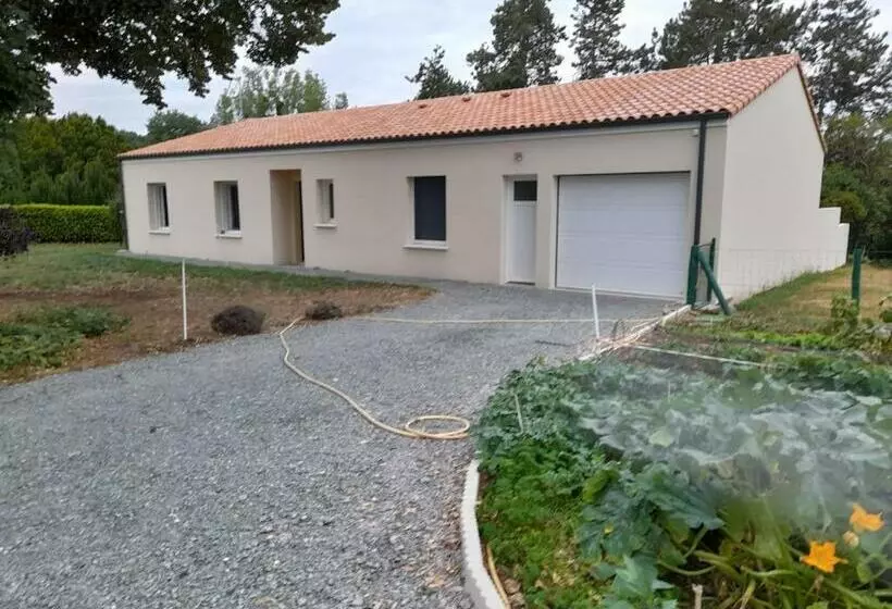 ベッドアンドブレックファースト Chez Viviane