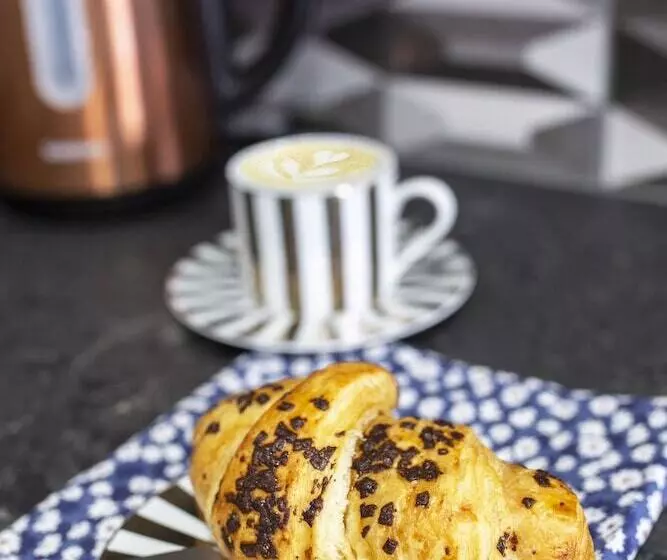 Charming Accommodation Close To Birmingham