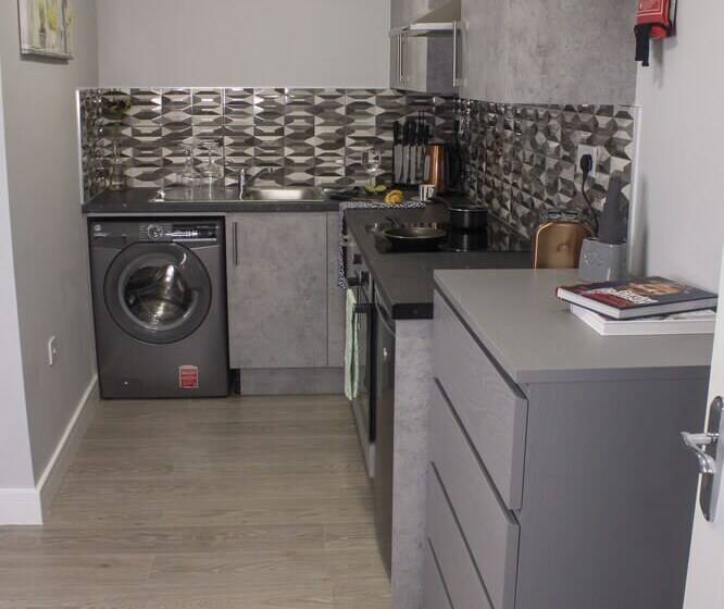 Charming Accommodation Close To Birmingham