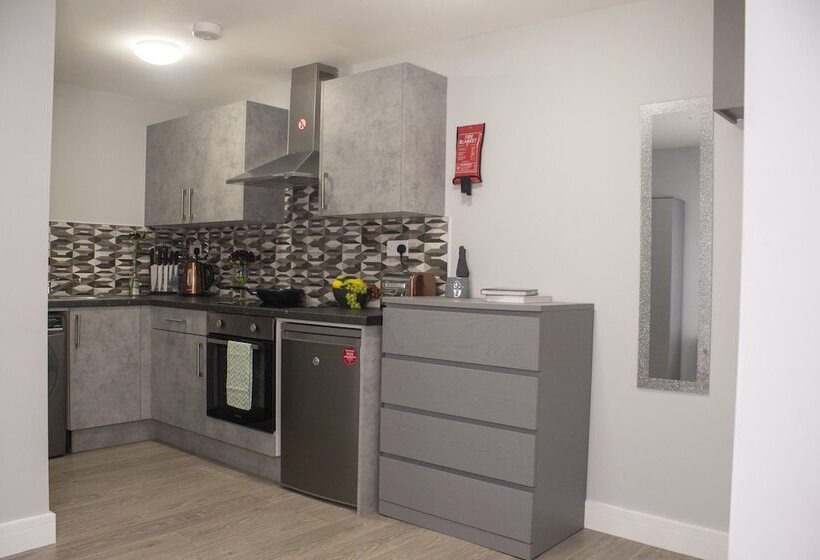 Charming Accommodation Close To Birmingham