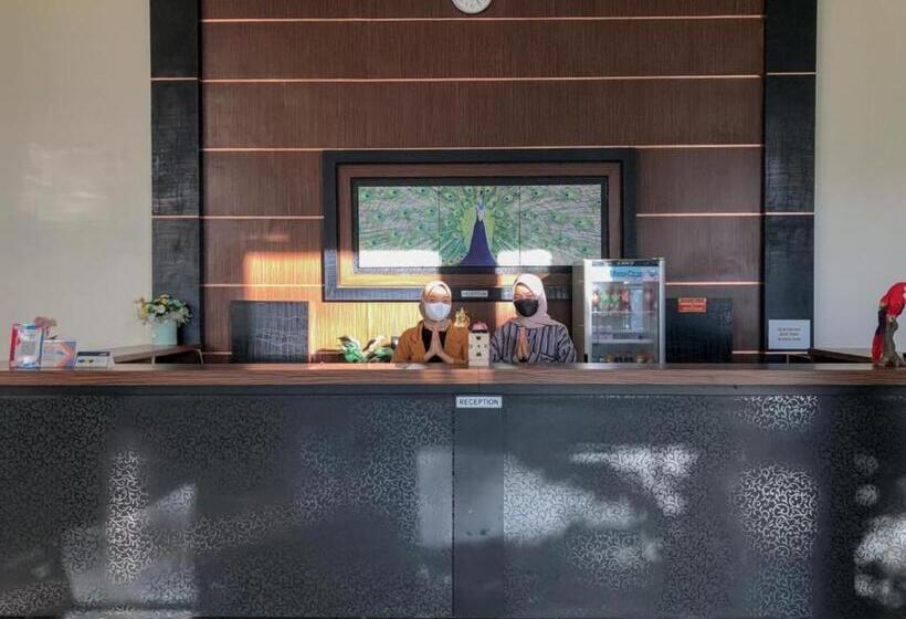 בית מלון כפרי D Mario Palopo