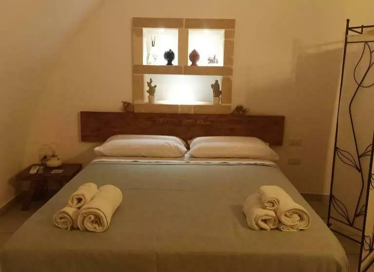 La Cantina Guest House