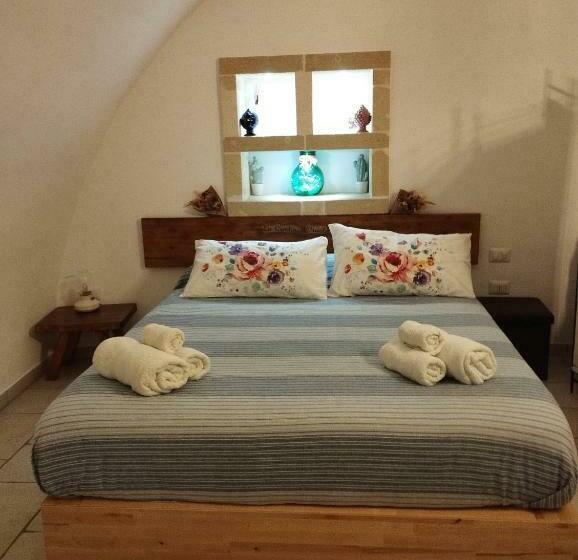 La Cantina Guest House