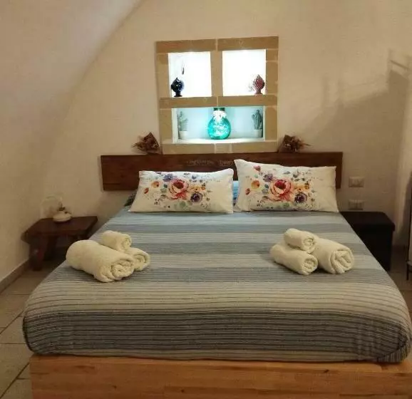 La Cantina Guest House