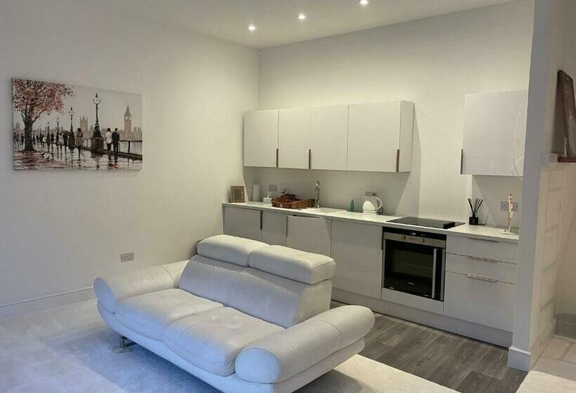 Lovely 1 Bedroom Loft Apartment Above Shop With Free Parking  Long Term Let Available