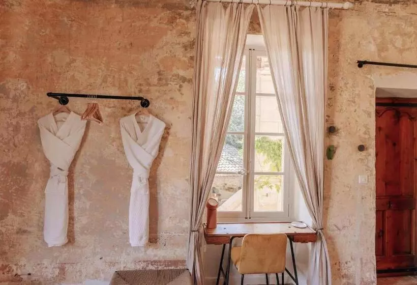 Majatalo Maison 1643