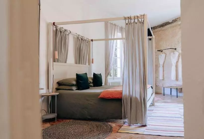 Majatalo Maison 1643