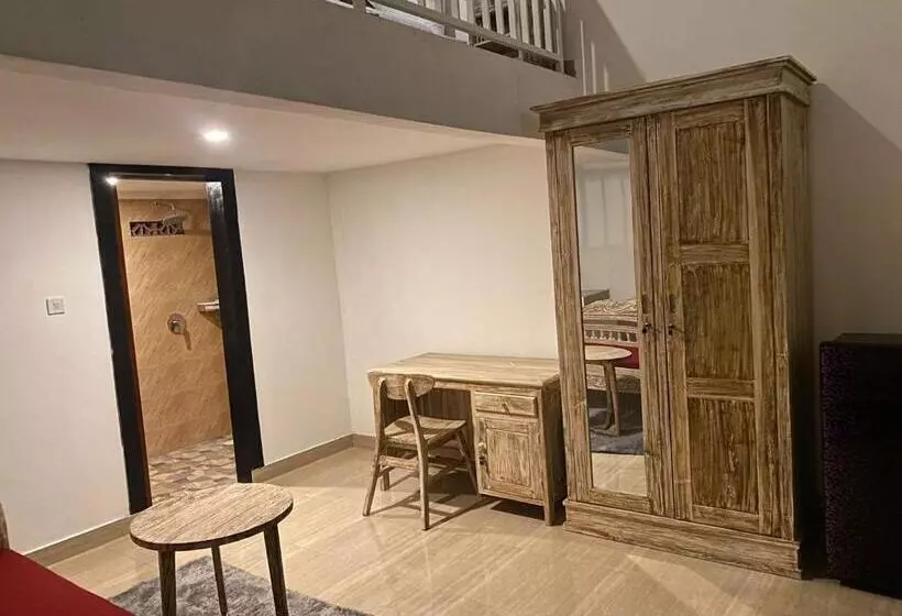 Majatalo Odadi Guesthouse