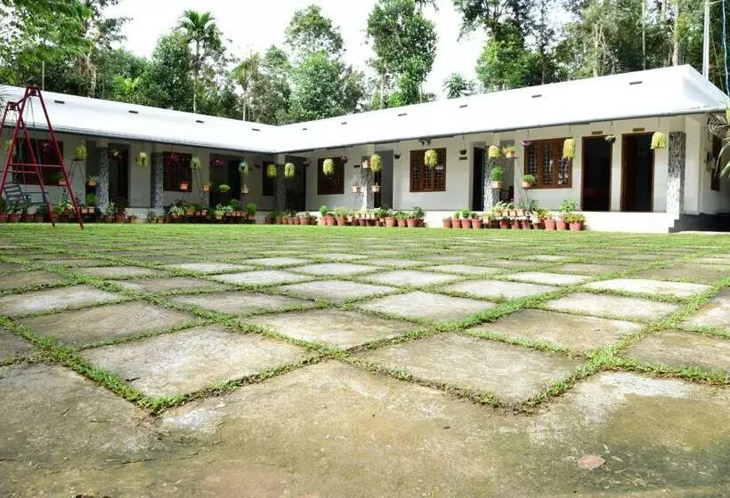 Majatalo Pauls Retreat Wayanad