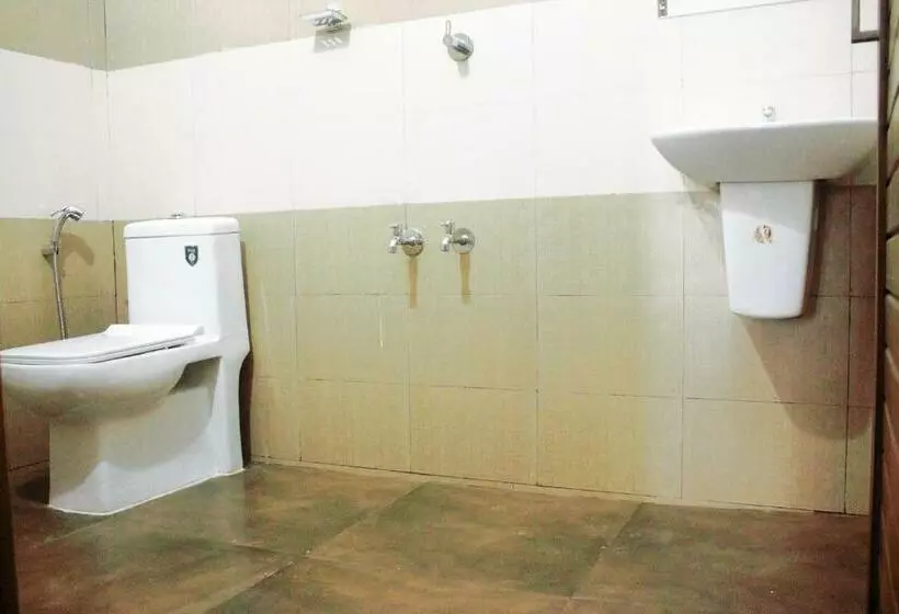 Majatalo Pauls Retreat Wayanad