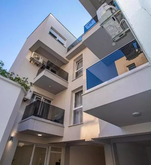 هتل Villa Sonata