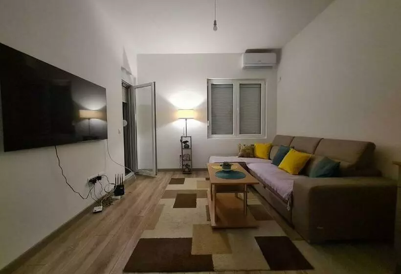 Linda Apartment
