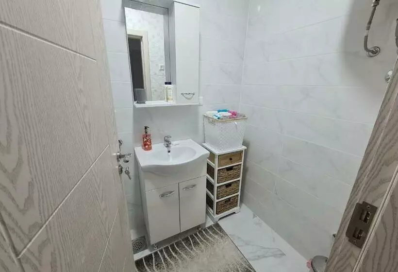 Linda Apartment