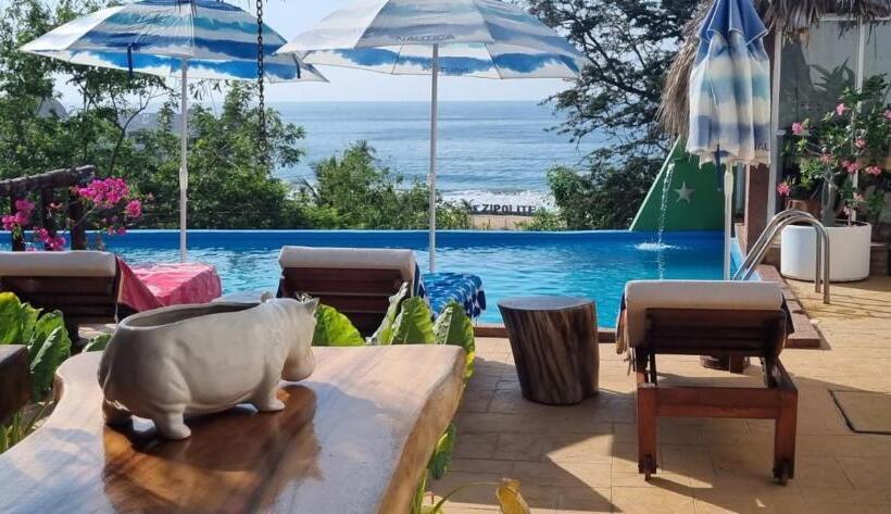 Namasté Zipolite Suites