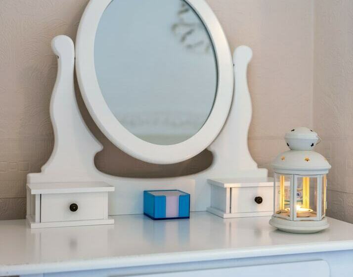 Majatalo Newton Guesthouse