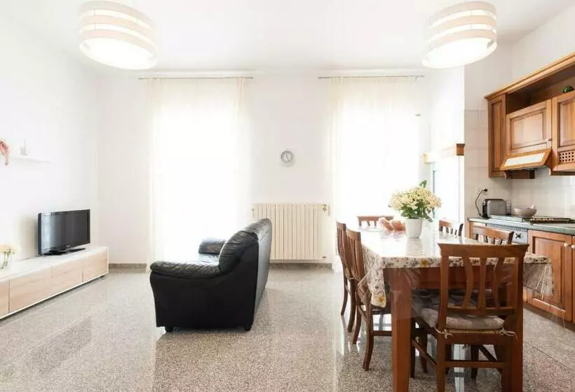 تختخواب و صبحانه Quattro Perle