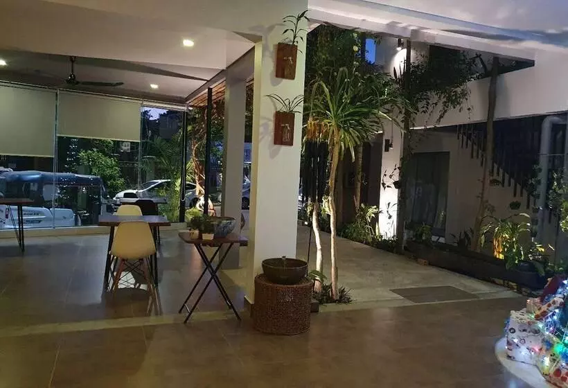 تختخواب و صبحانه Siem Reap Tevi Residence