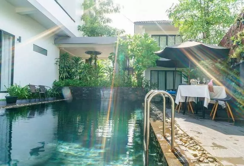 تختخواب و صبحانه Siem Reap Tevi Residence