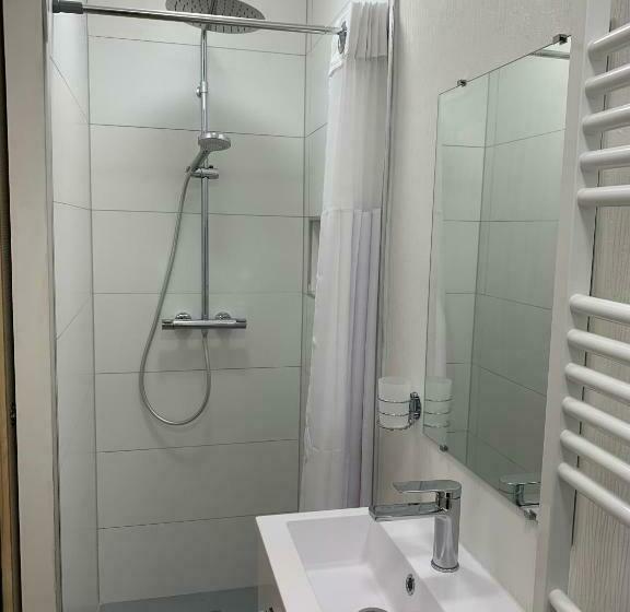 Gîte Du Clocher Dans Ancienne Maison Du Vignoble