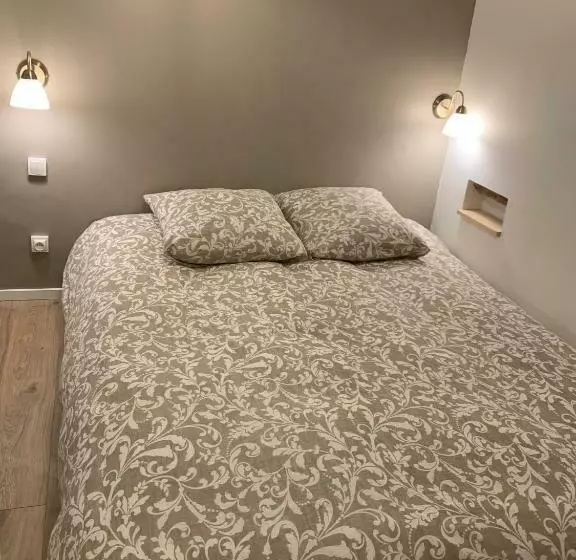 Gîte Du Clocher Dans Ancienne Maison Du Vignoble