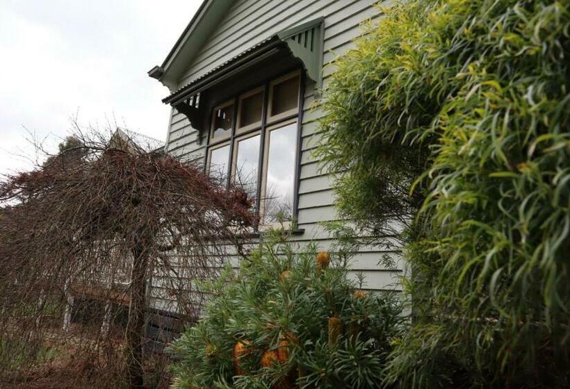 호텔 Lottie’s Bed & Breakfast At Fielderberry Farm