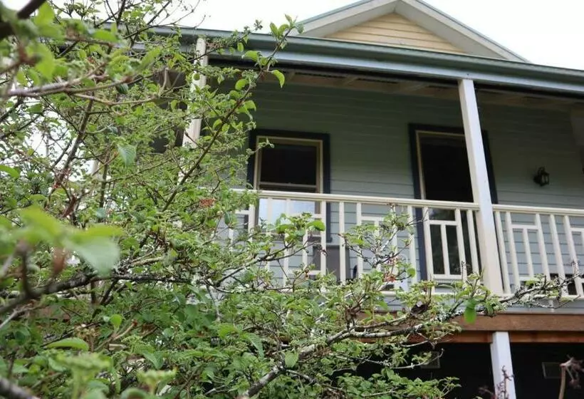 ホテル Lottie’s Bed & Breakfast At Fielderberry Farm