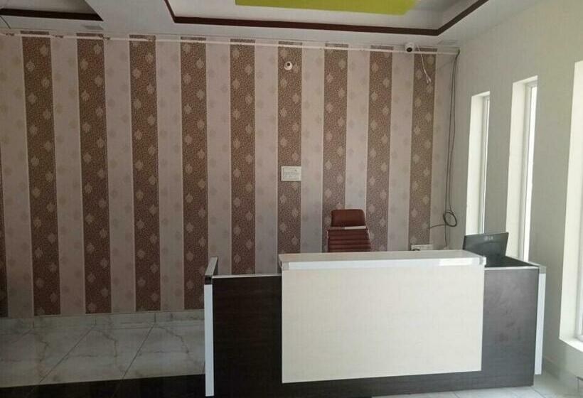 酒店 Oyo 91842  Bliss