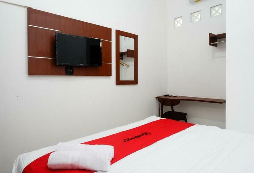 Hotel Reddoorz Syariah Near Exit Tol Krapyak Semarang