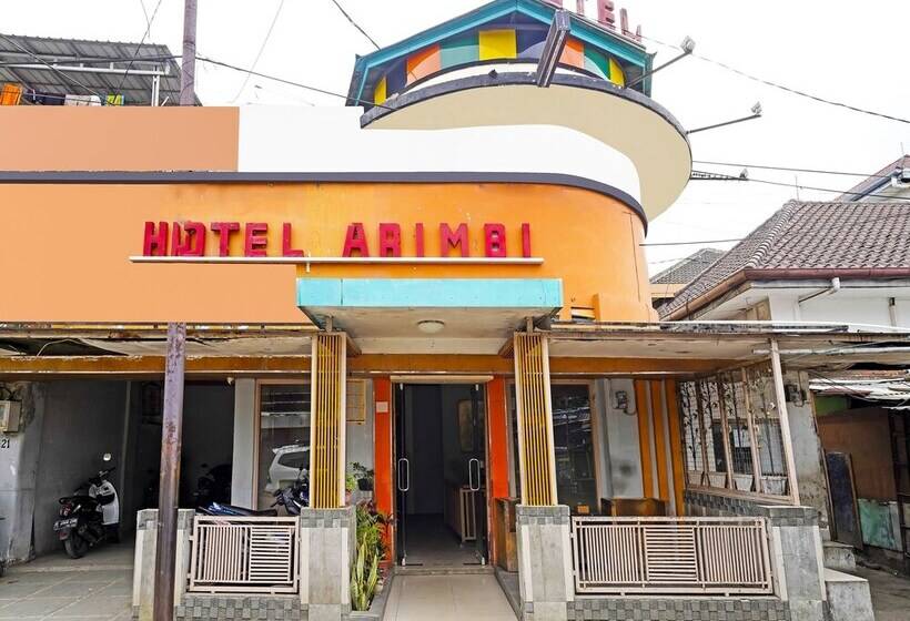 Spot On 91444 Hotel Arimbi