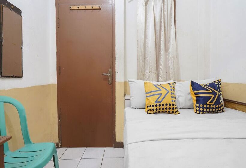 Spot On 91444 Hotel Arimbi