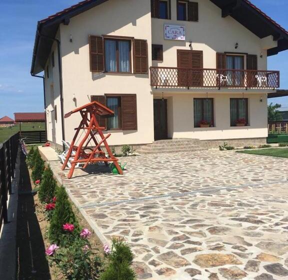 Pensiunea Cara