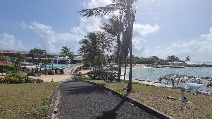 Studio Annabella Vue Mer Manganao