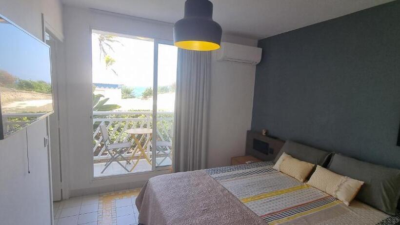 Studio Annabella Vue Mer Manganao