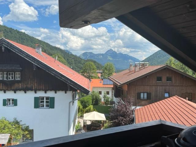 Apartment Wendelsteinblick   Wohnen Auf Zeit   Homeoffice   Balkon Mit Bergblick  Buchbar Ab 28 Näch