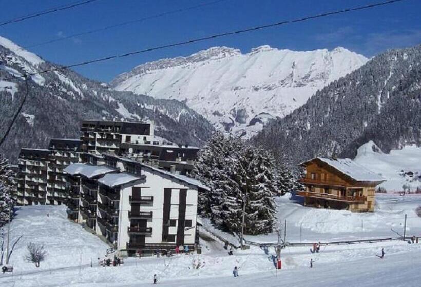 2 Pièces Avec Piscine Et Parking à Notre Dame De Bellecombe, 4 Pers Fr 1 595 16